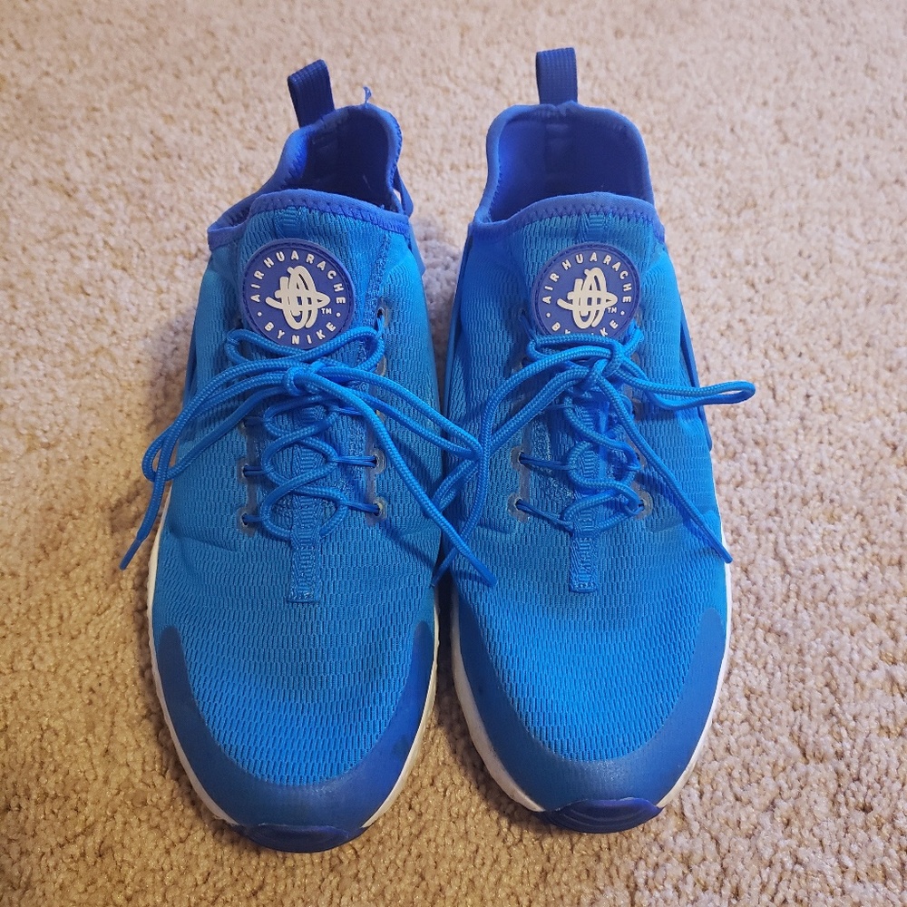 Nike air huarache ultra bright blue size 11